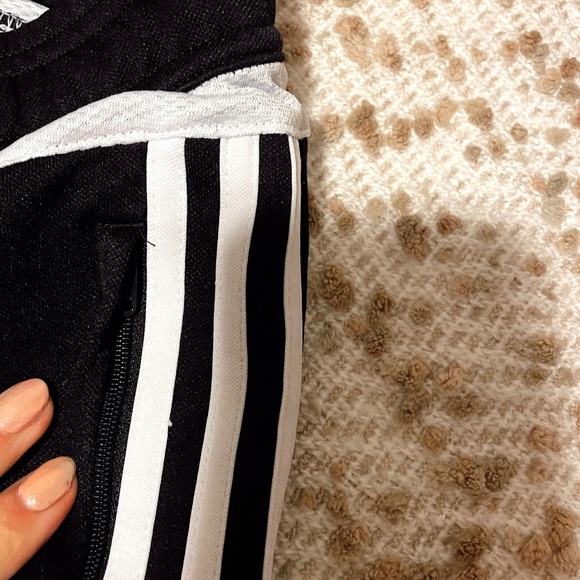 Adidas joggers - Picture 4 of 7